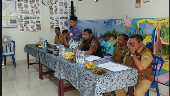Lurah Sunyaragi menerima TIM Penilai Lomba K3 Tingkat Kota Cirebon