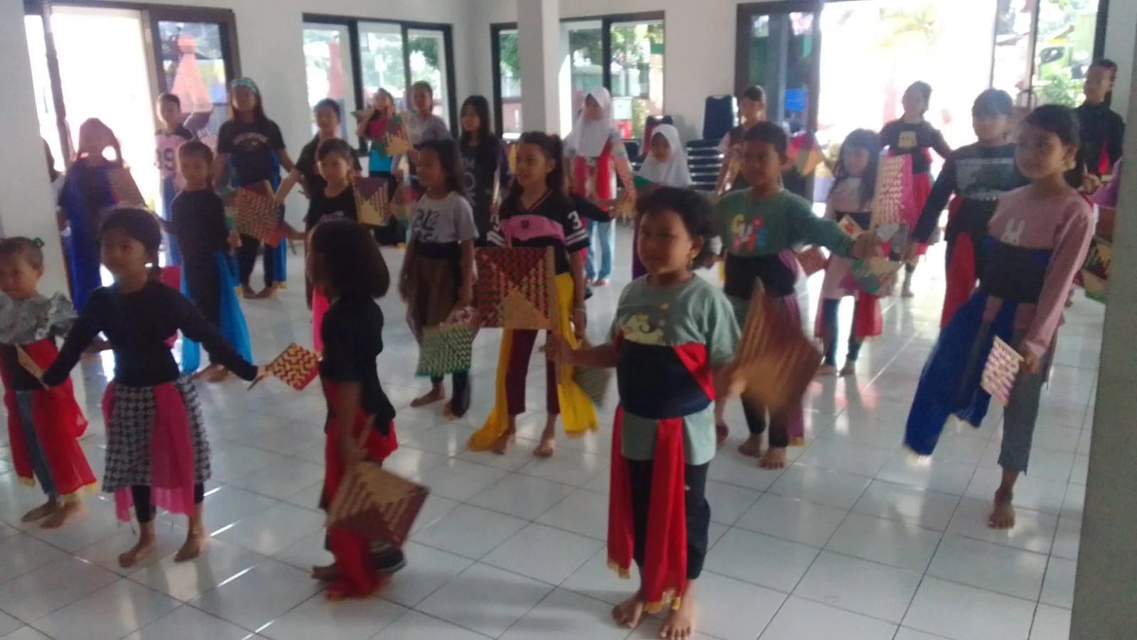 Pelatihan tari Tradisional dan Kreasi Rutin Setiap Sabtu