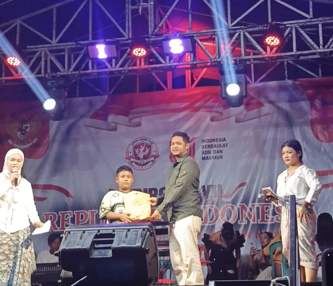 Semarak Malam Puncak Kegiatan Kemerdekaan Republik Indonesia Ke 81 RW 06 Karang Jalak